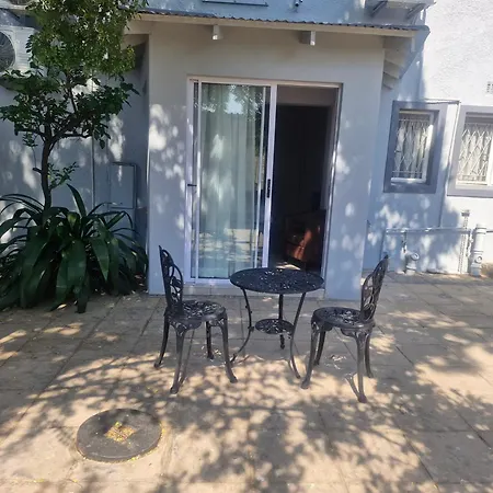 Silken Trap Guest House Johannesburg Exterior foto